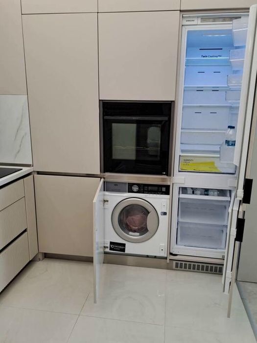 Дава се под наем Двустаен апартамент в Пловдив, Остромила - 65 кв.м за 480 € - Снимка #3