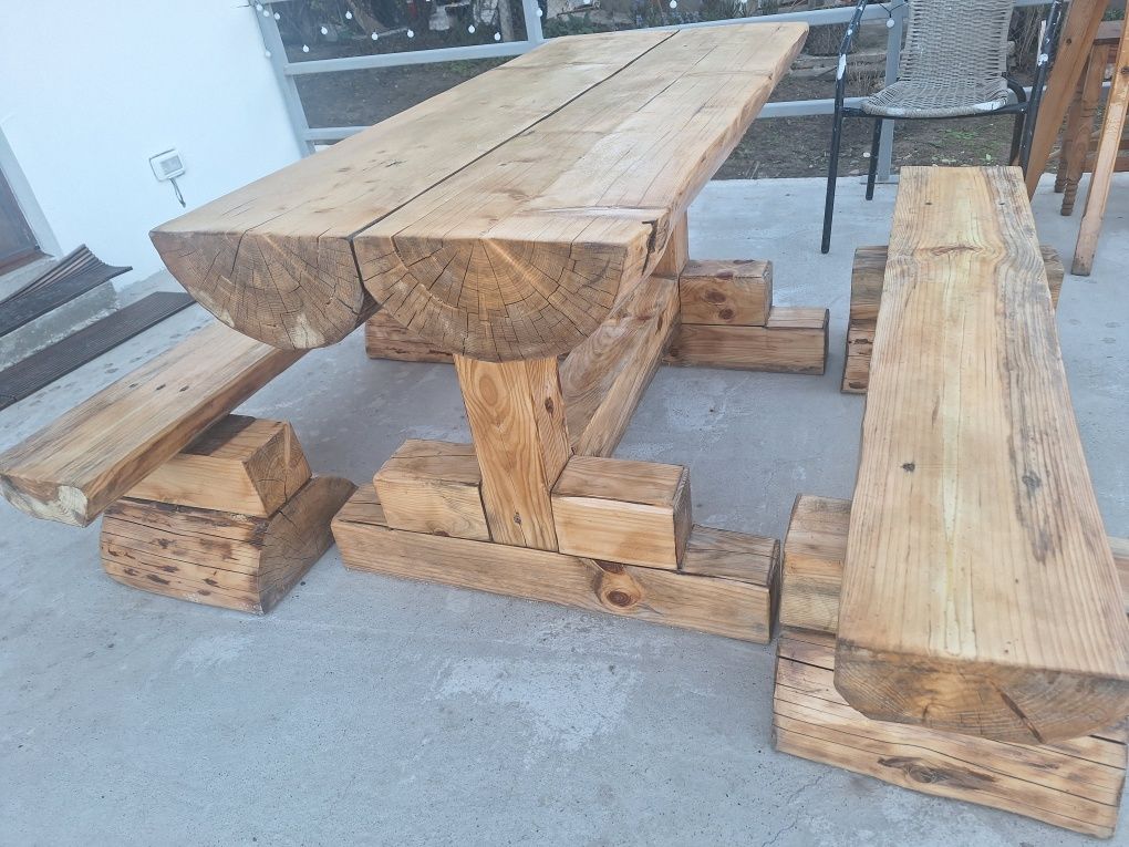 Masa și bănci lemn pin