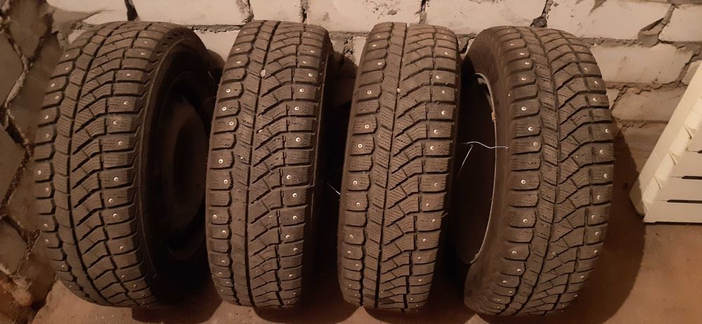 Шины, диски Viatti Brina Nordico 185/60 R14 (использовал 1 сезон)