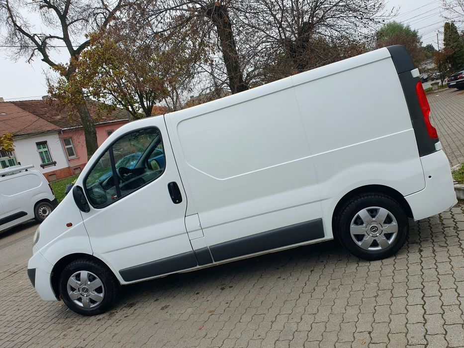 Opel Vivaro 2.0cdti 114cp 2013 euro 5 clima