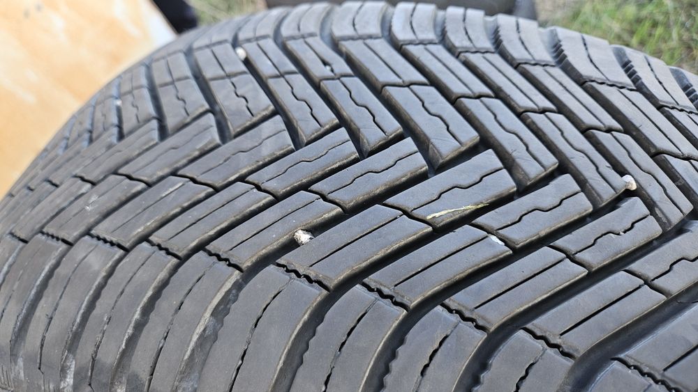 2бр гуми 225 55 17 дот 24 нексен