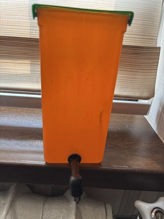 Паилка.  Для.  Кроликов.       Куен.   Учун.  Сув.  Идишлари