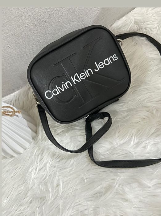 Чанта    Дамска ново