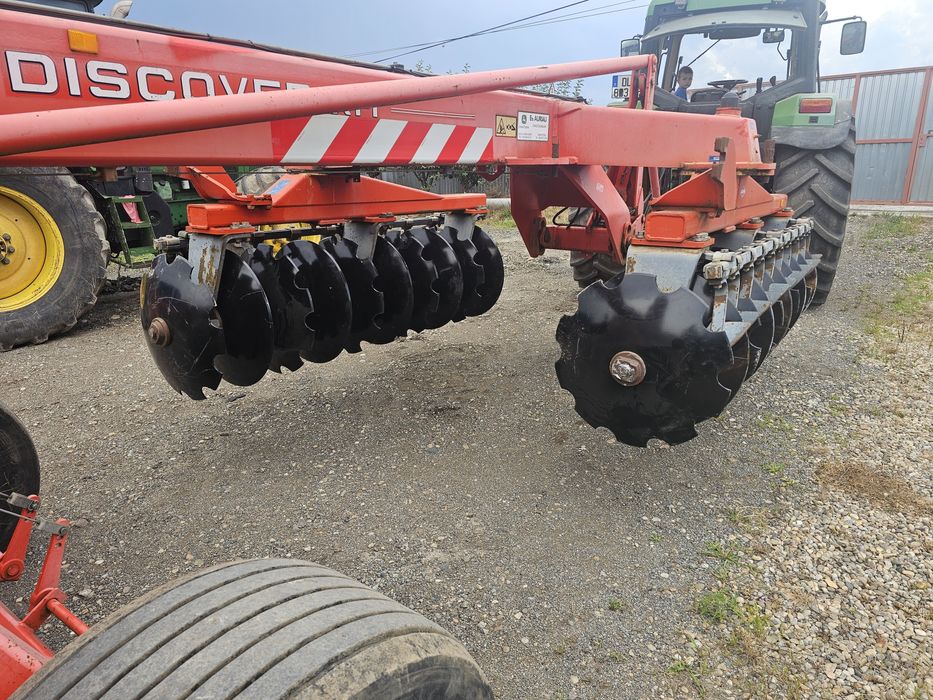 kuhn discover xm disc plug freza presa mig met remorca