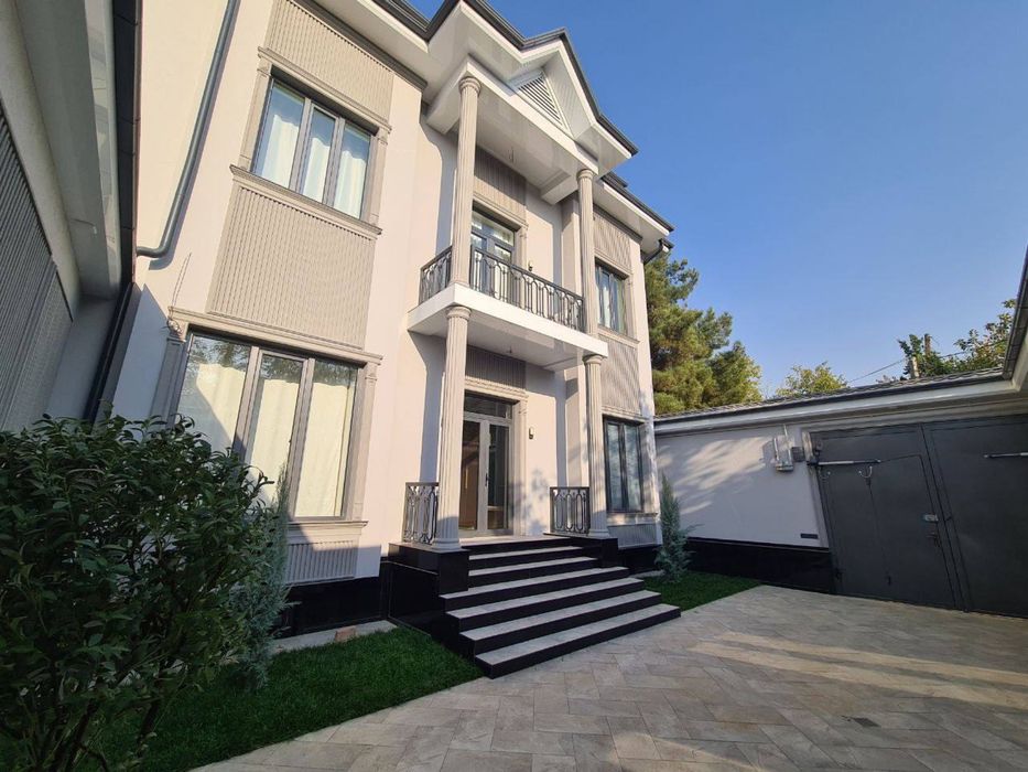 Продаётся.    Новый ДОМ. Мирзо Улугбекский район. Академгородок.