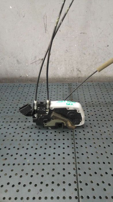 Broasca usa dreapta fata nissan juke f15 s5611550