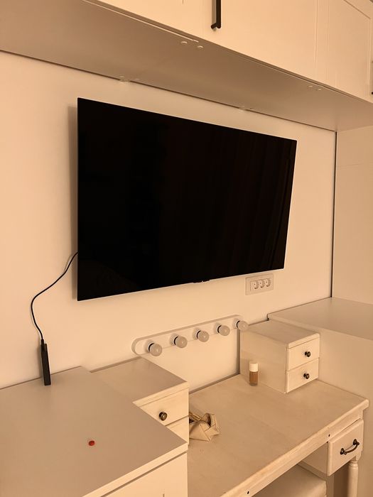 Montaj suport televizor perete