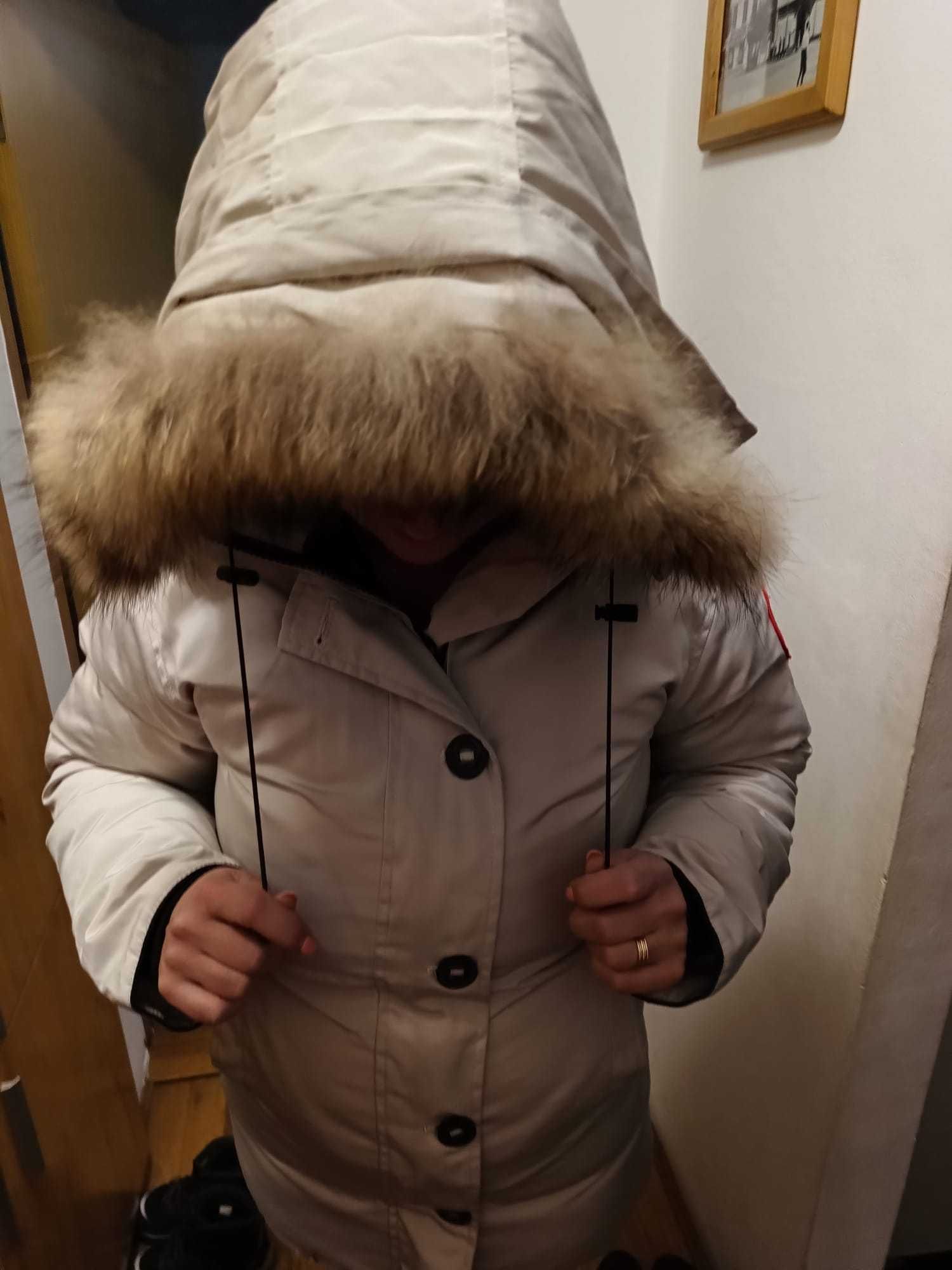 Geacă originala Canada Goose damă