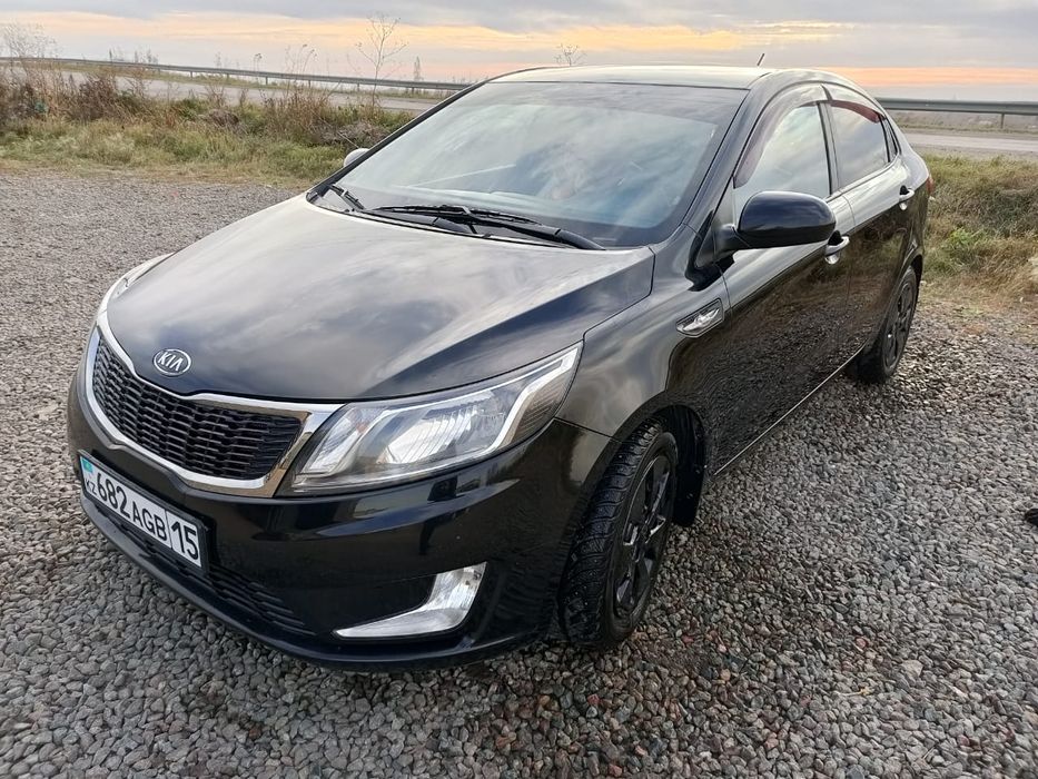 Kia Rio 2014 года, механика, пробег 90 000