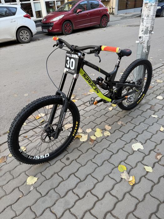 Saracen myst Carbon