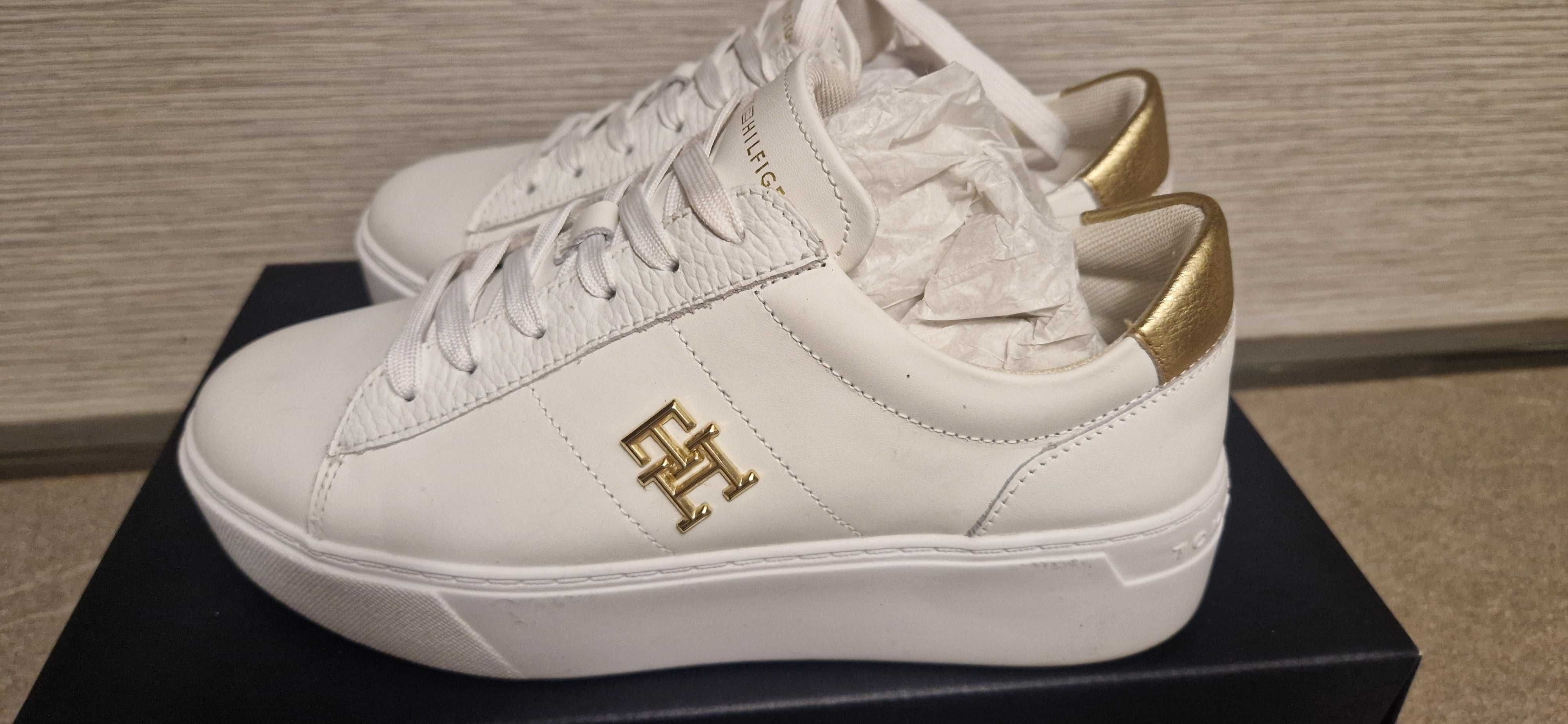 Спортни обувки Tommy HIlfiger