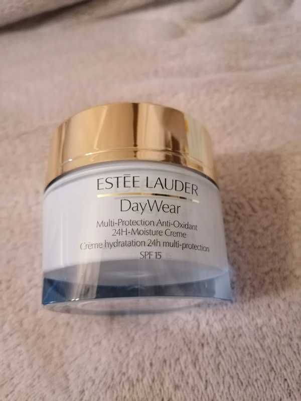 Estee Lauder DayWear