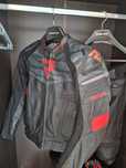 Geaca moto / manusi / pantaloni piele / blugi