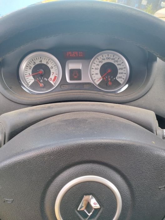 Motor Renault Clio GT 1.6 16 valve. 128 cai