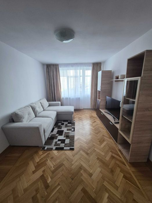 Inchiriez apartament 2 camere, micro 6
