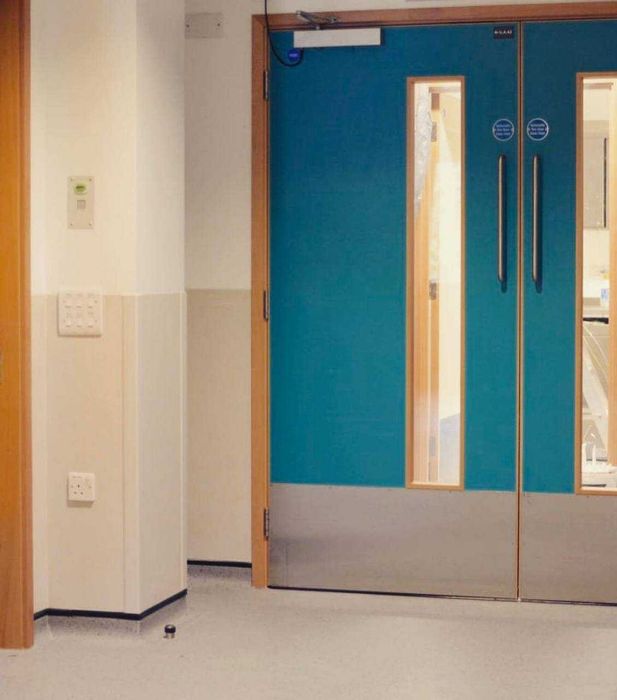Двери , медицинские , лаборатория , офис , эшик , ешик , eshik