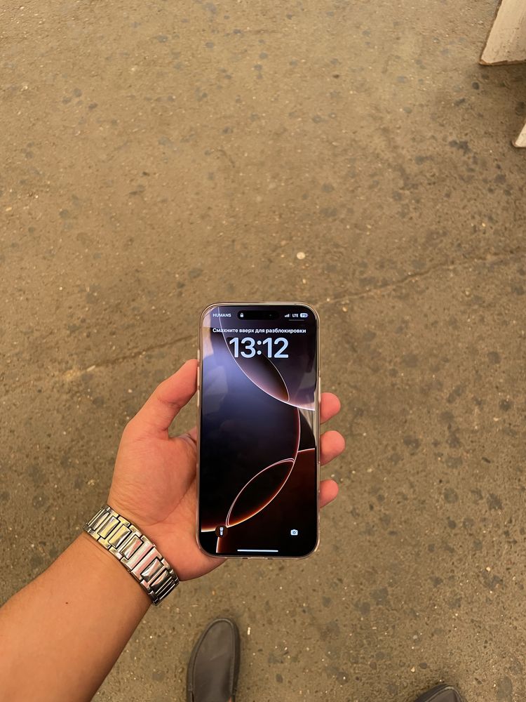 Apple iPhone 16 pro max