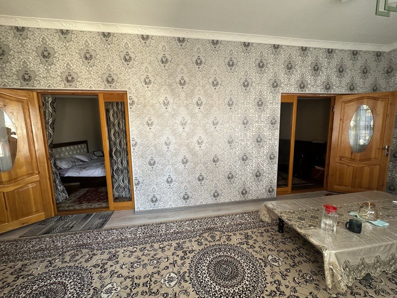 Hovli sotiladi.samarqand