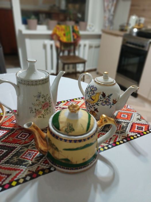 Продам заварочные чайники.