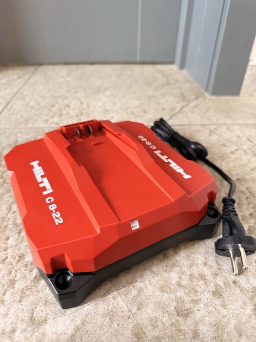 acumulator HILTI 12 Ah Nuron incarcator HILTI C8