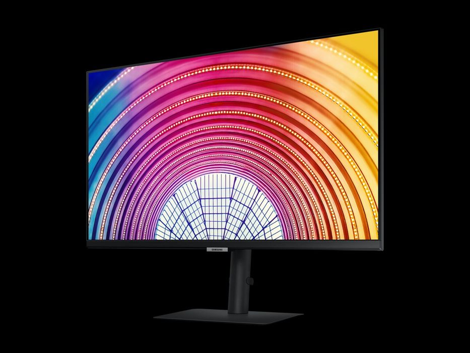 Samsung 27 QHD (2K) монитор с IPS-панелью
