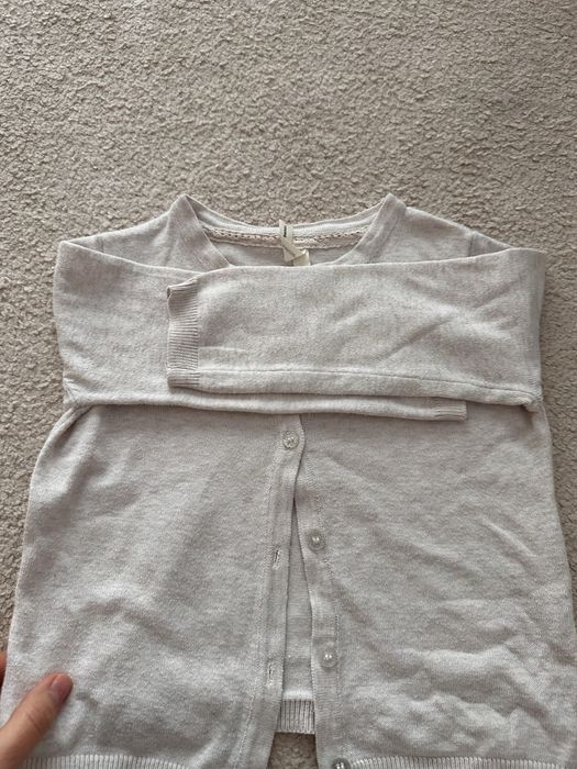 Pulover nasturi crem 2 ani