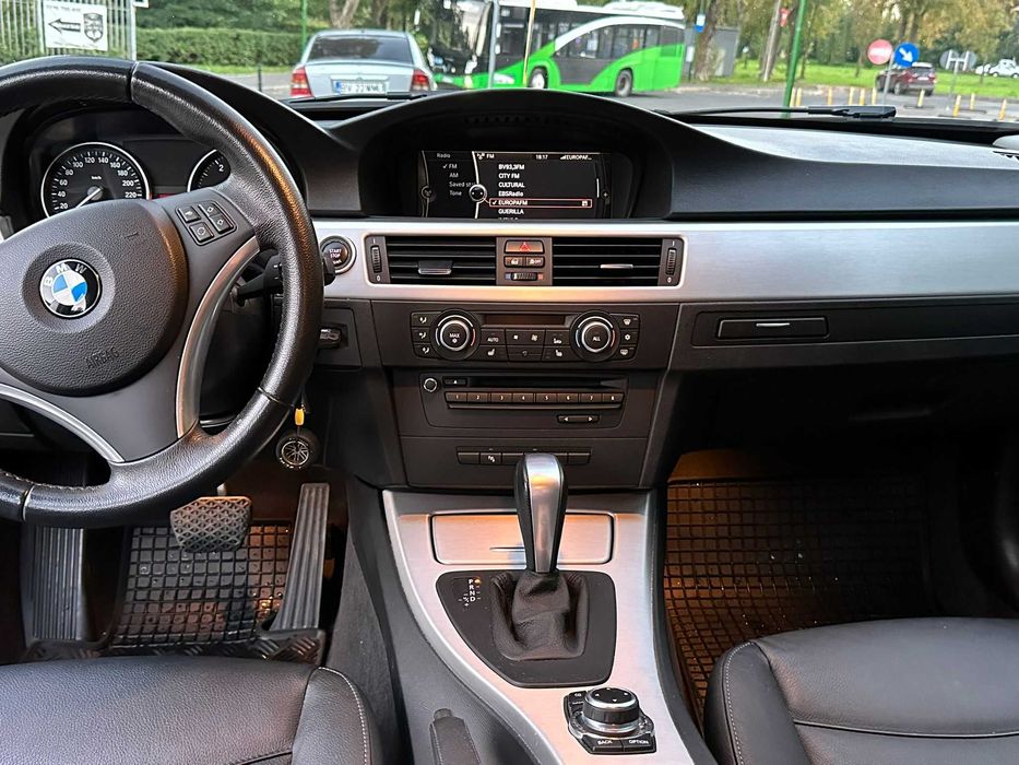BMW 330 XD 4x4 245 cp 104.000km