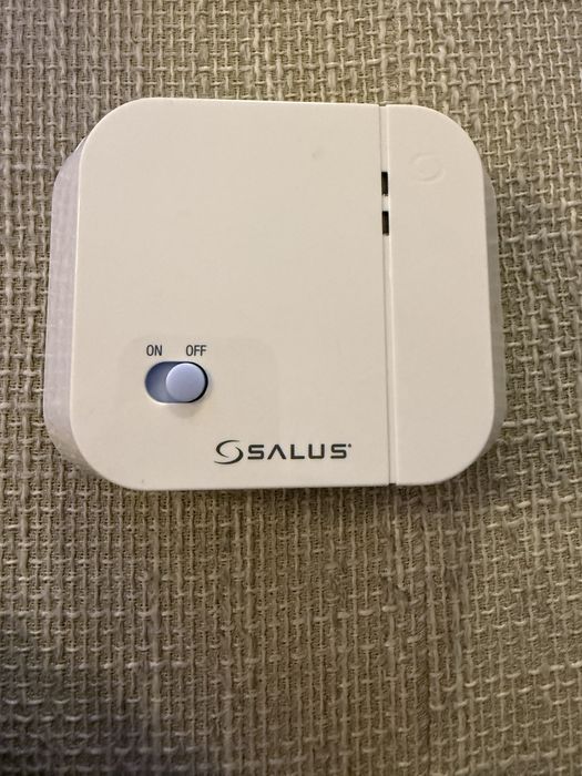 Termostat Salus T105RF