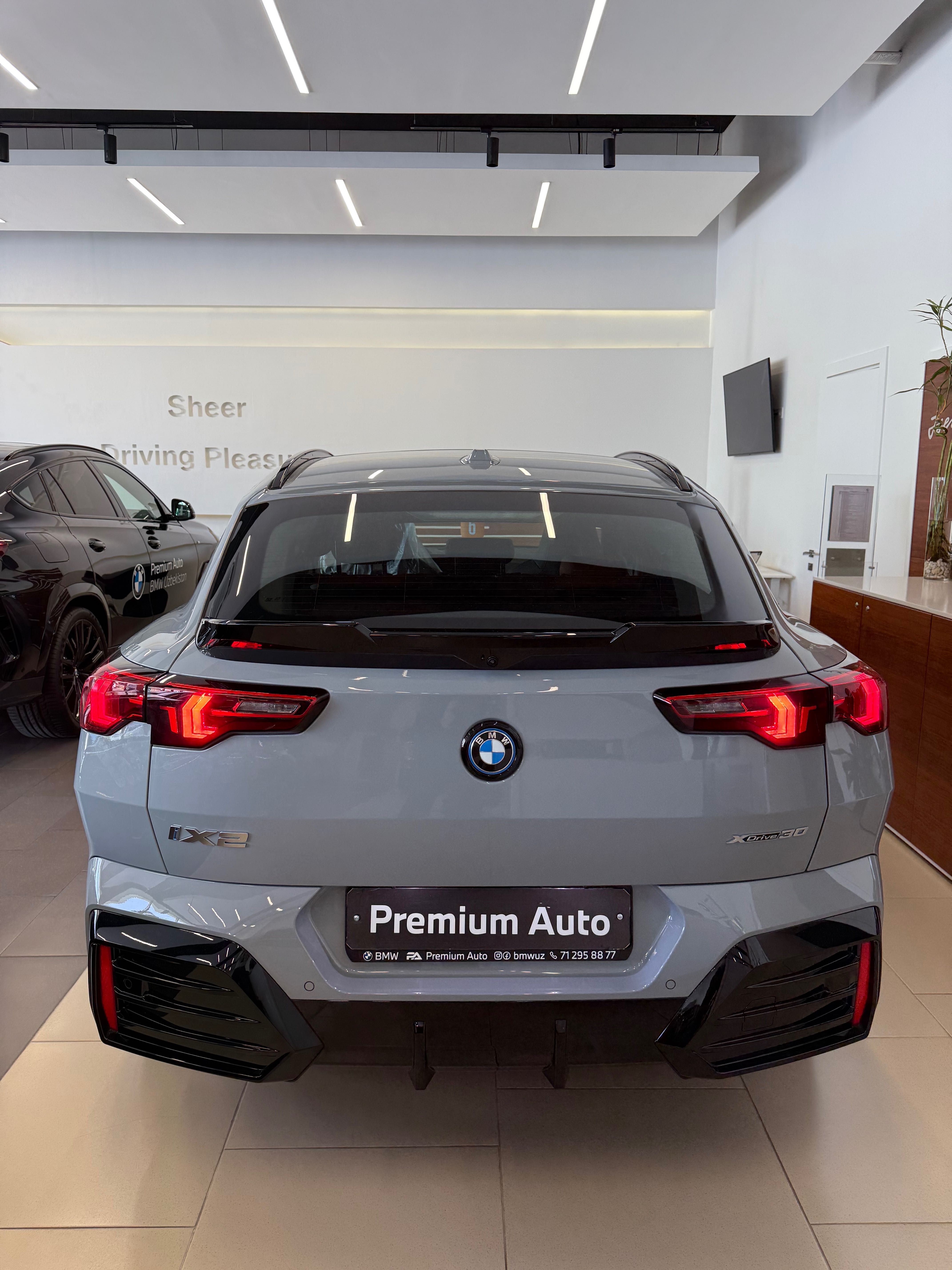 Продам новый BMW iX2 xDrive30 В наличи с официальной гарантией+сервис