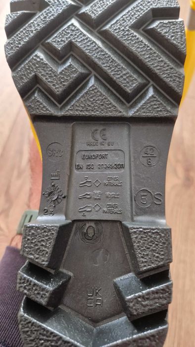 Работни ботуши със защита S5 BEN