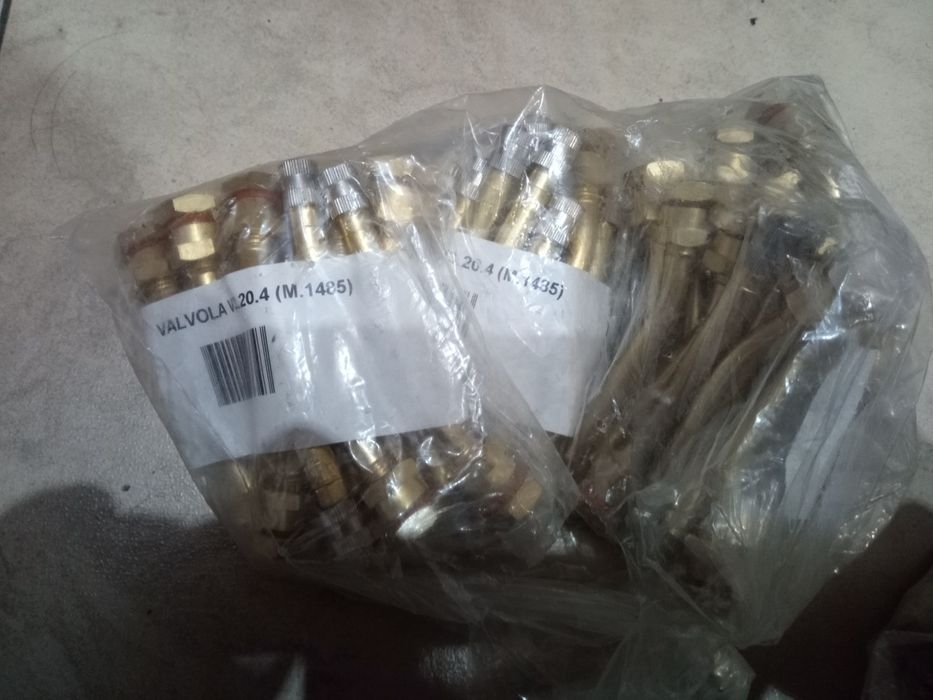 Вентили тежести лепенки за гуми