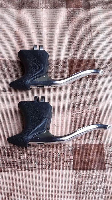 Педали 2 шт.Тормозные ручки 2 шт Все новое.