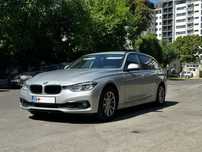 BMW Seria 3 Masina personala, stare 10/10, camere 360 (surround view)