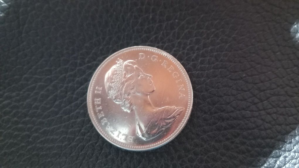 Moneda rara argint 1965 Regina Elisabeth II cu pandantiv