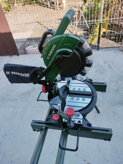 Fierastrau circular Parkside, PKS 1500 C4, 1500 W, cu laser