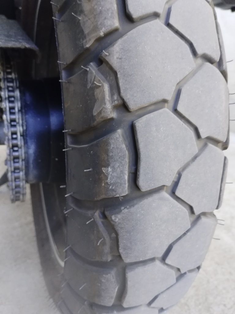 Sucking V-strom.