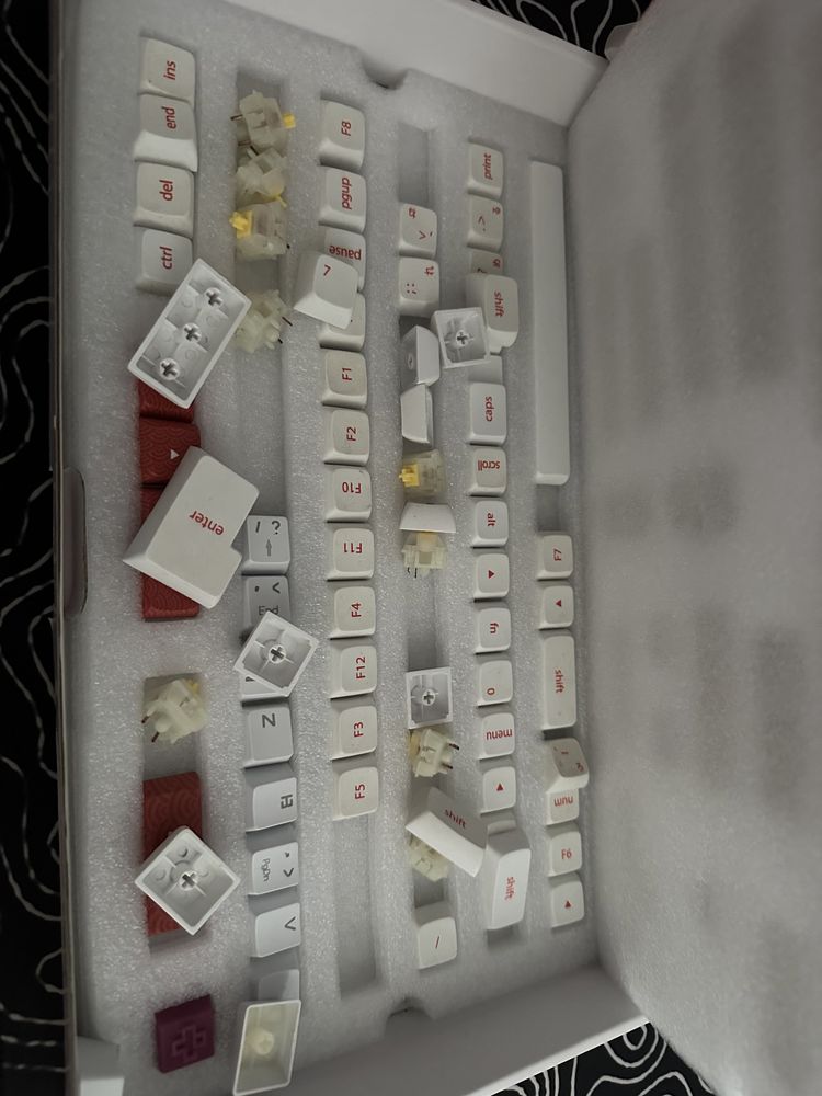 Tastatura gaming qwerty