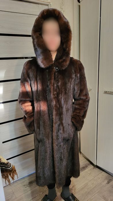 Продам норковую шубу