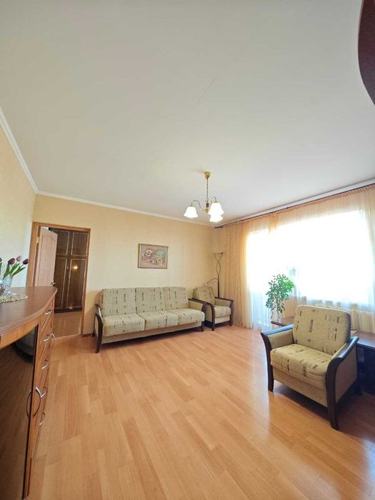 4-комнатной квартиры, 75 м², пр. Шахтеров, дом 7