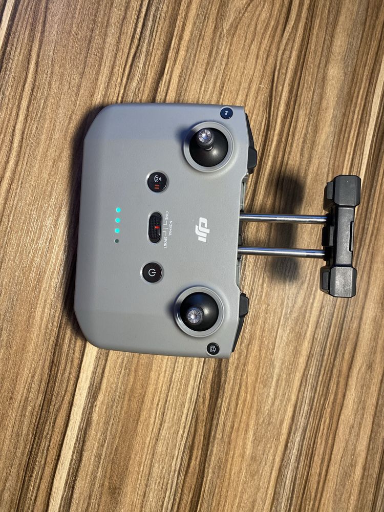 Контролер за DJI дрон