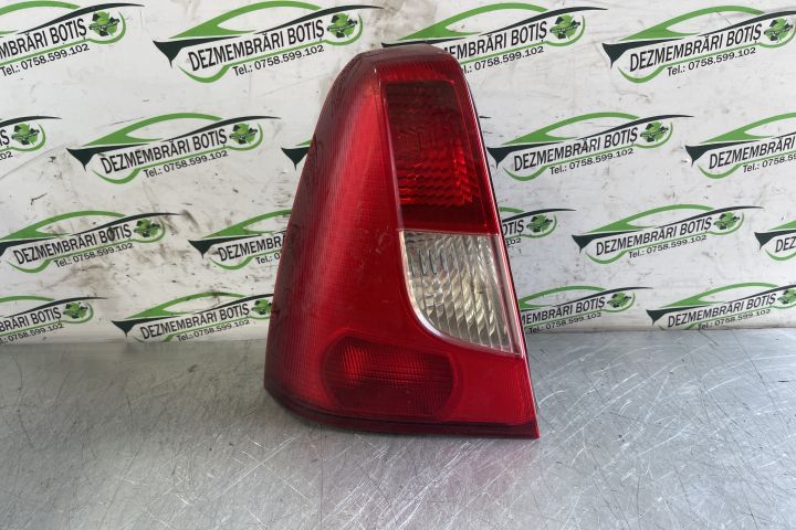 Lampa / Tripla stop stanga pe aripa 89070453 Dacia Logan prima genera