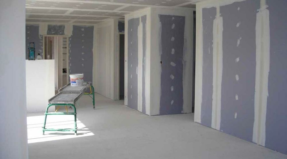 Vand case modulare pe structură metalică