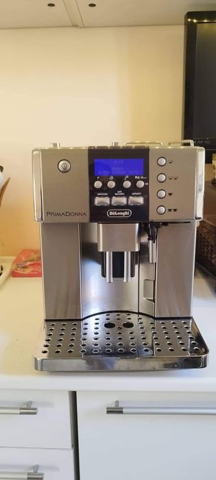 Кафеавтомат Delonghi PrimaDonna