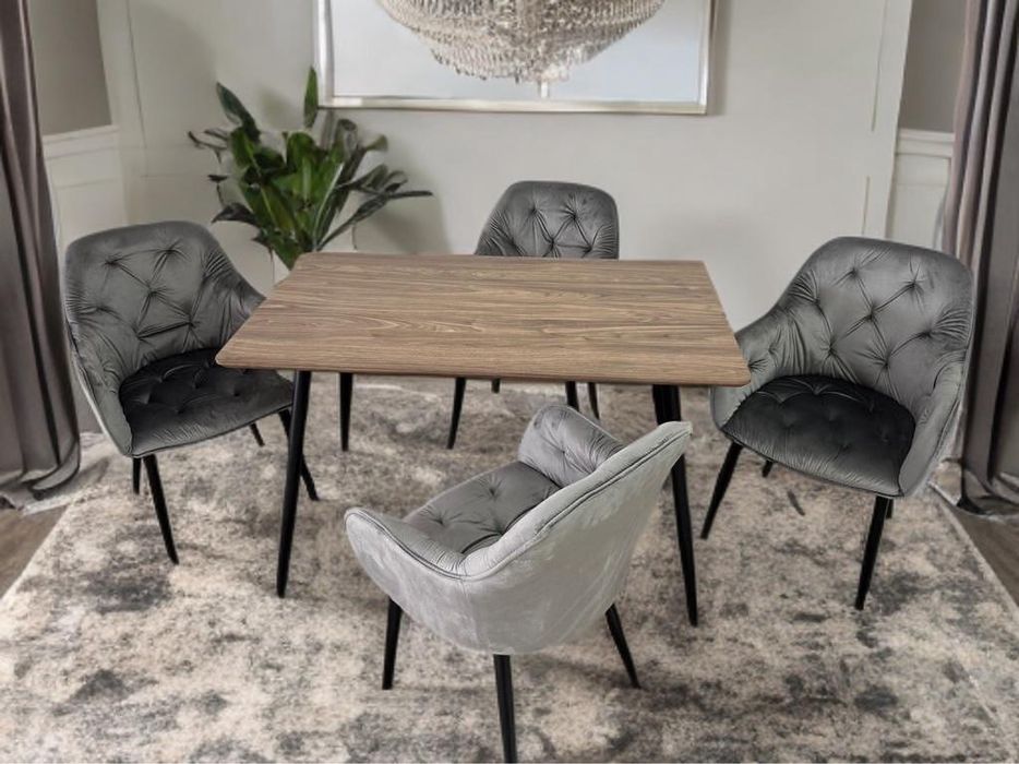 4 броя трапезни столове