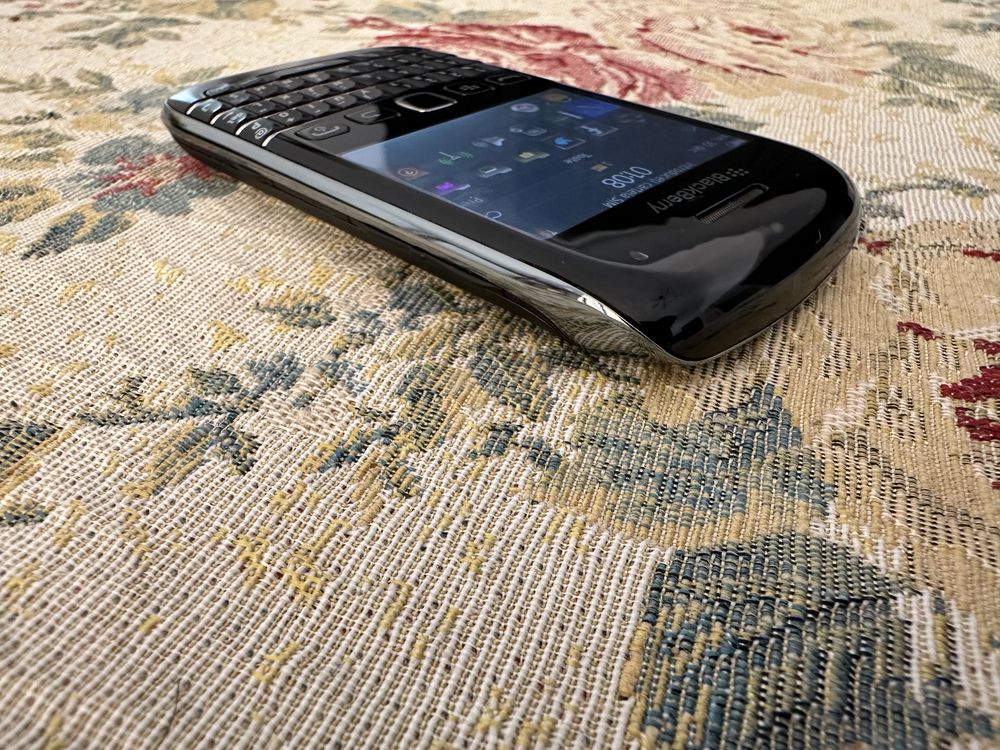 Blackberry 9790 model Red71uw
