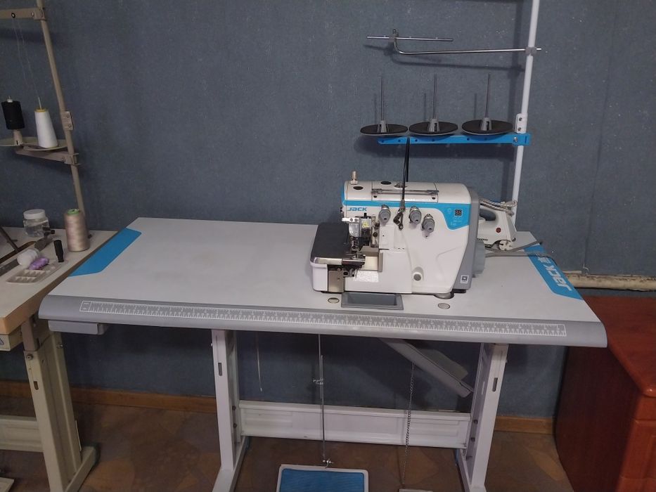 Продам Оверлог 200000тг