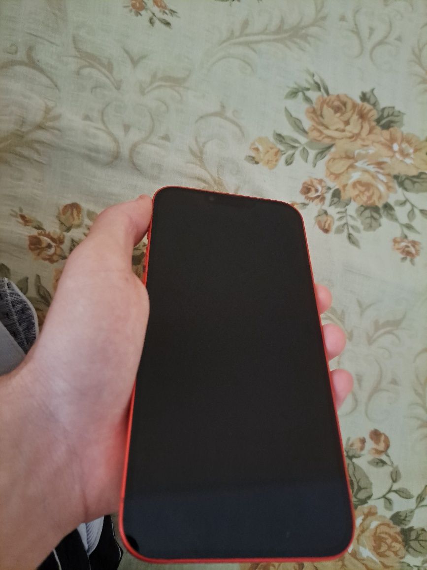 Vând iphone 14 plus