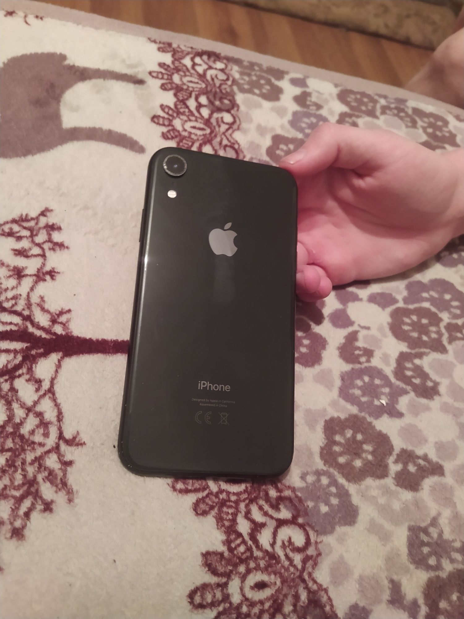 iPhone XR обменяю