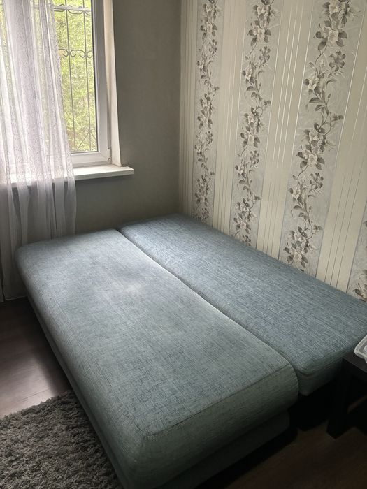 Срочно продам диван