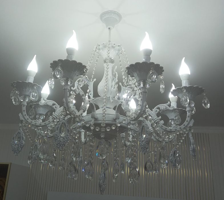 Люстра для гостиной